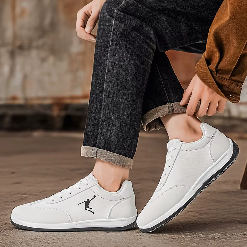 Chaussures pour hommes, chaussures tendance printemps-automne, nouveaux modèles transfrontaliers, baskets blanches, noires, rouges, chaussures basses respirantes à semelle souple, chaussures décontrac