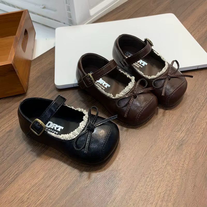 Chaussures de marche pour bébé, nœuds simples et élégants, chaussures plates pour filles, semelle souple, chaussures en cuir pour enfants, antidérapantes, tendance, modèle 2026, neuves