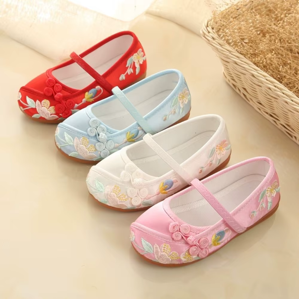 Chaussures de danse pour filles de style chinois