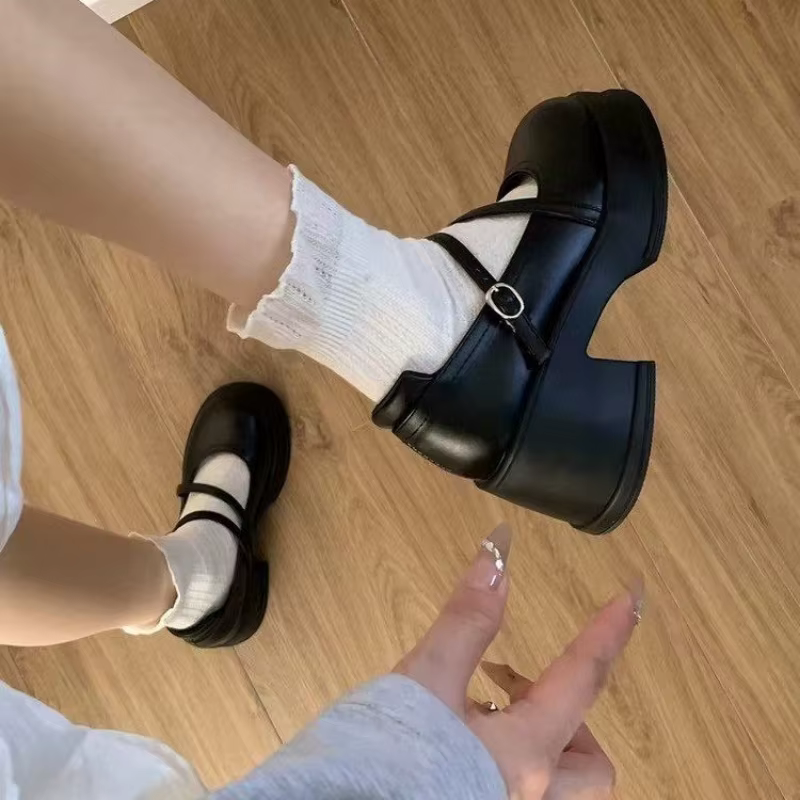 Chaussures Mary Jane Chunky pour femmes à plateforme et talon carré, avec bride croisée à ressort, style vintage gothique Dark Academia, décontractées
