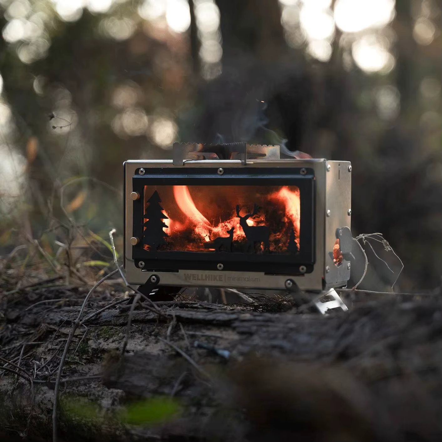 Petit réchaud à charbon de bois pour le camping