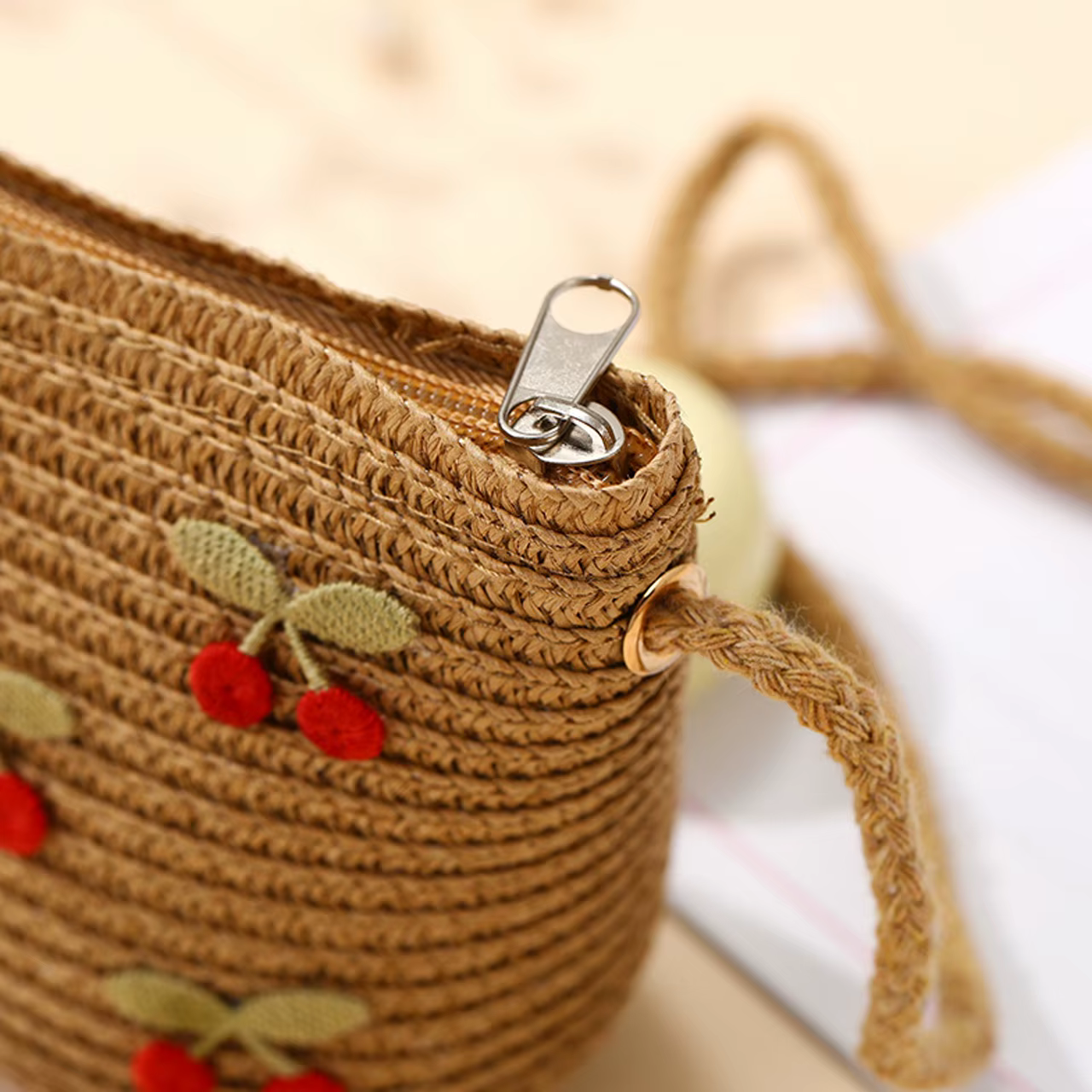 Sac en paille tressé pliable pour enfants, sacs à bandoulière d'été pour filles, sacs à main pour enfants motif cerises rouges, sacs de plage et de voyage, petits portefeuilles
