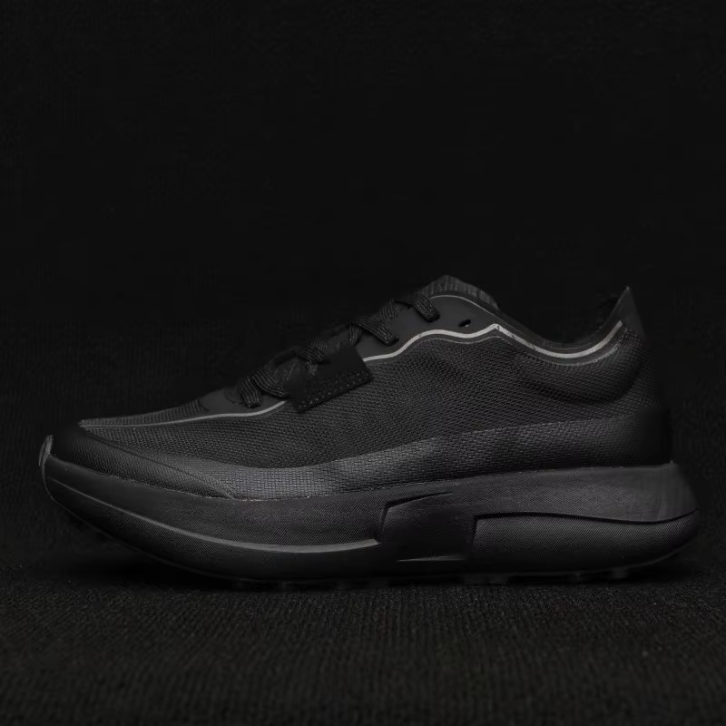 Nouvelle Tendance 2026 : Chaussures de Randonnée Antidérapantes pour Hommes