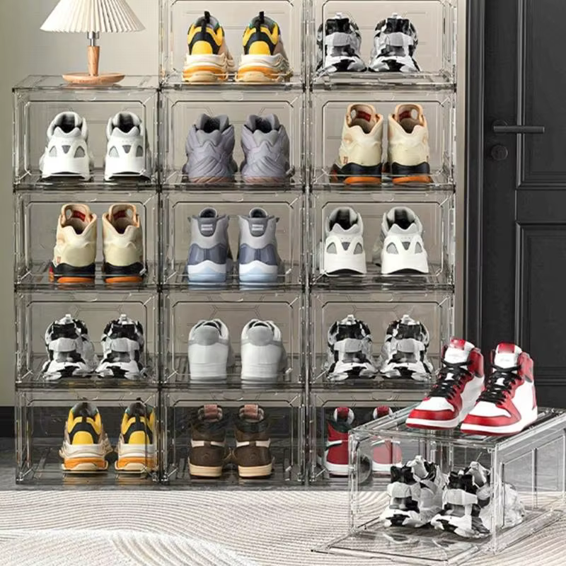 Boîtes à chaussures élégantes et transparentes