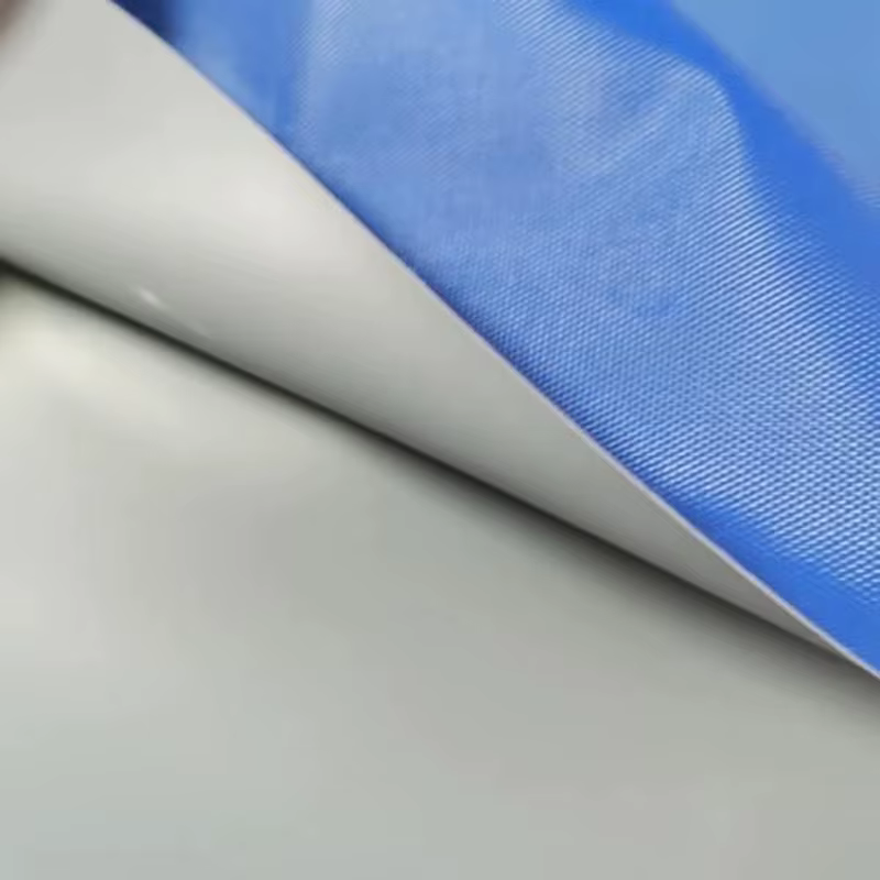Tente imperméable et résistante au soleil