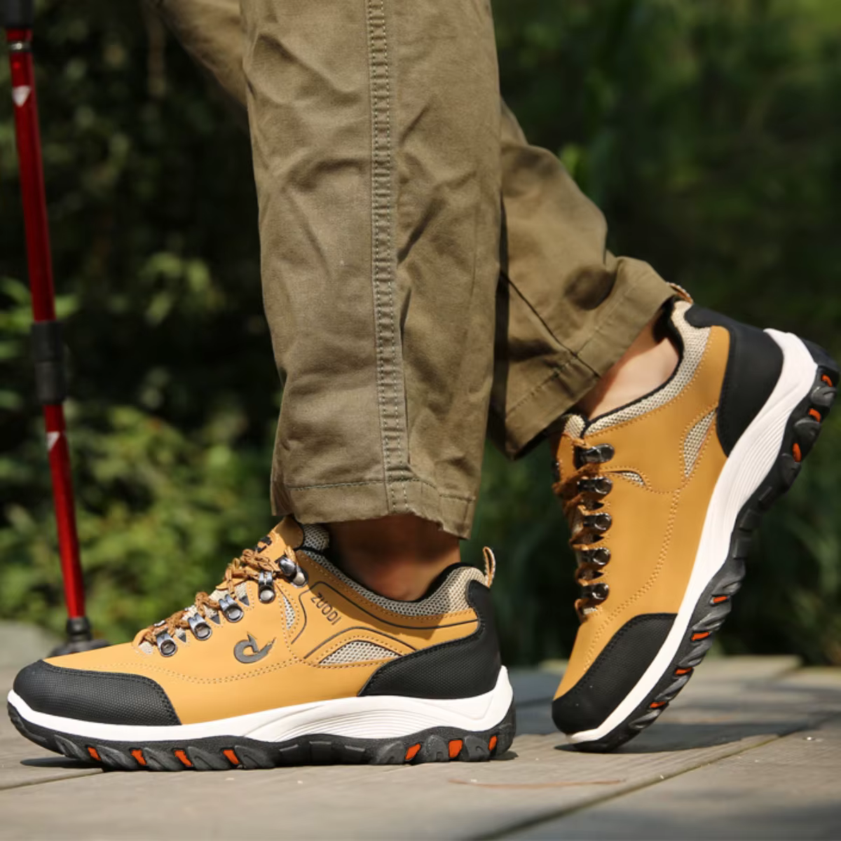 Nouveaux hommes chaussures de randonnée respirant randonnée chaussures de sport en plein air ultra-léger antidérapant randonnée Camping course randonnée chaussures de sport