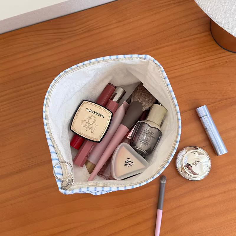 Nouvelle Trousse de Toilette Grande Taille Bleue avec Broderie Nœud Papillon, Sac à Langer Zippé, Pochette à Couches, Sacs de Rangement pour Voyage