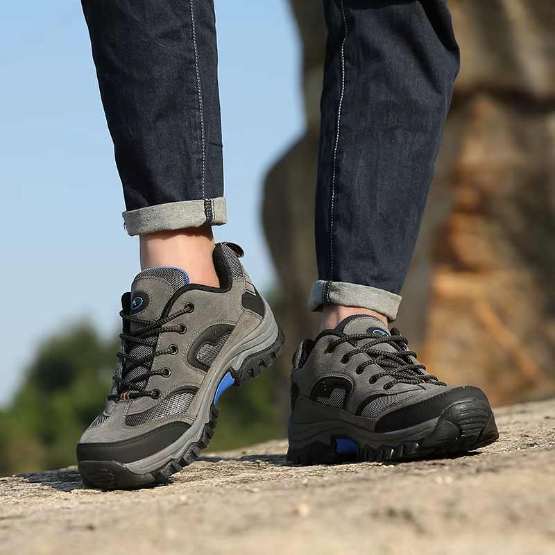 Chaussures de randonnée pour hommes en daim
