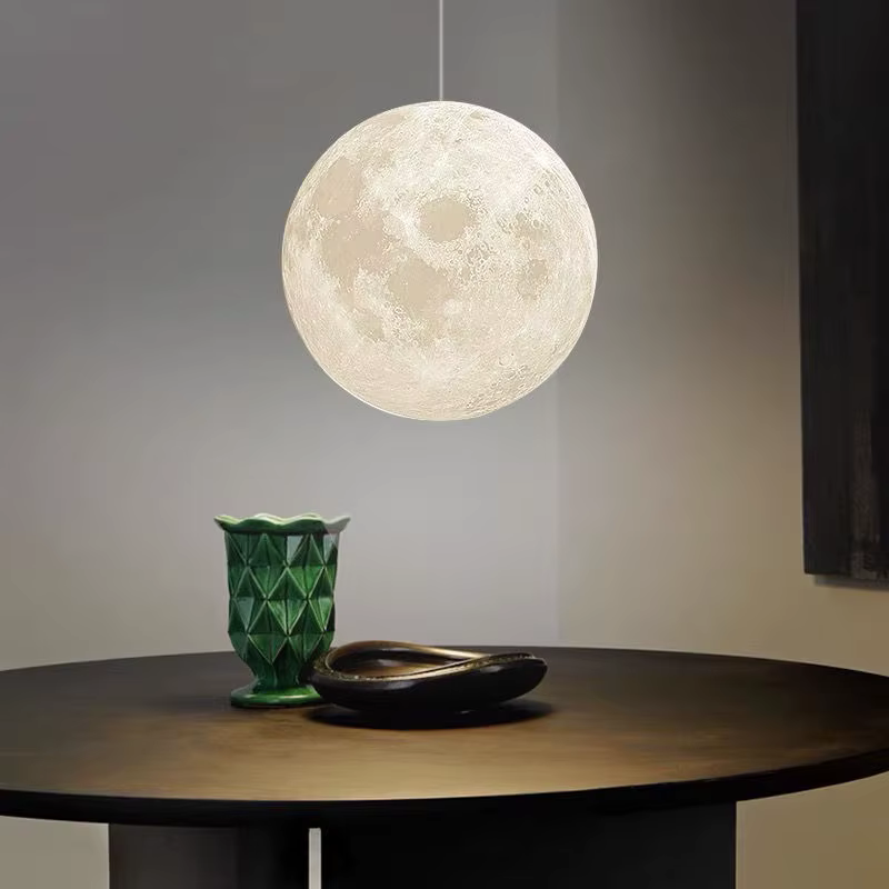 Lampe suspendue en forme de lune imprimée en 3D