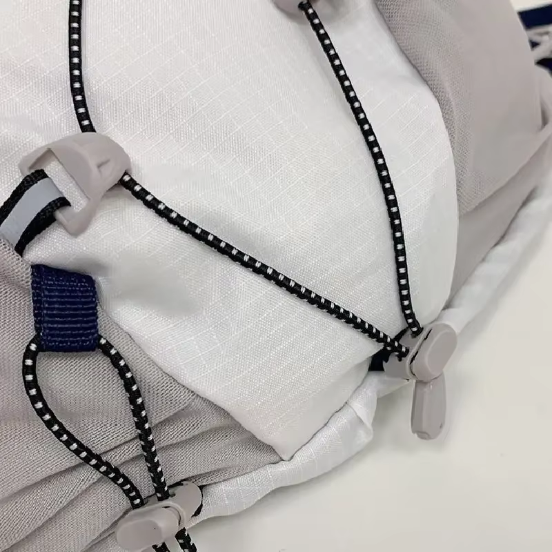Sac à dos ultra-léger et fonctionnel pour la randonnée