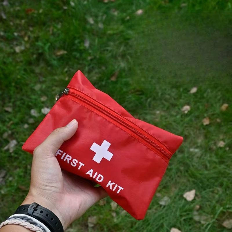 Trousse de premiers secours médicale en plein air