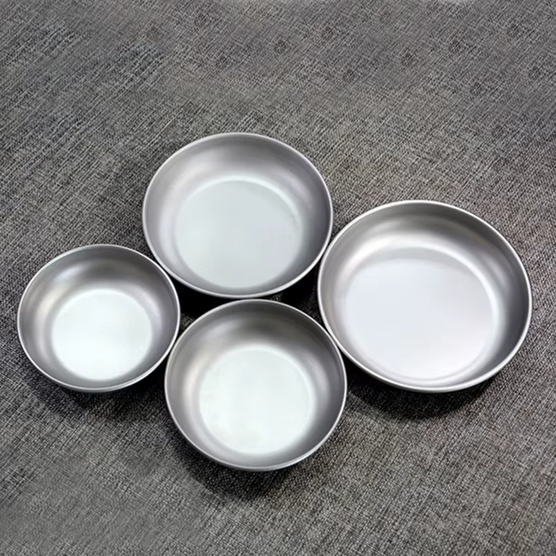 Ensemble d'assiettes en titane Pamono