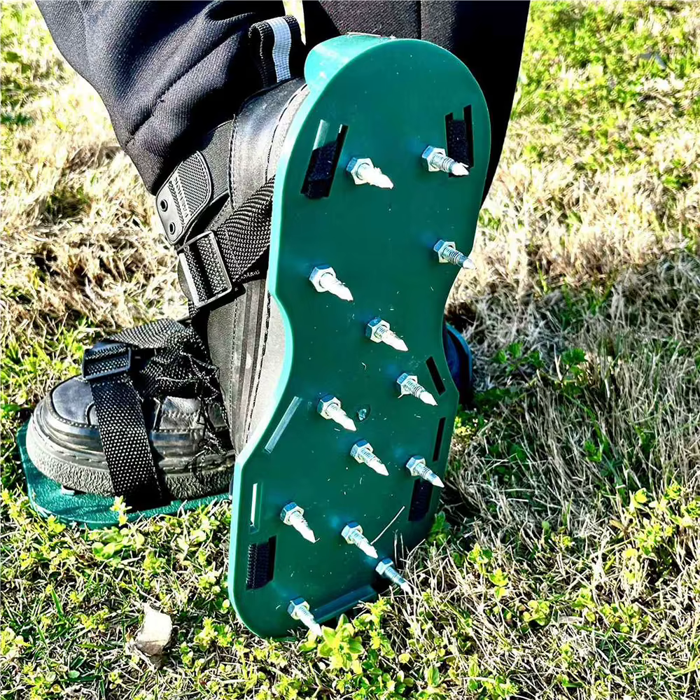 Chaussures d'aération de pelouse haut de gamme avec 5 clous en acier de 5 cm pour l'aération et la culture de l'herbe, outil de jardinage auto-nivelant