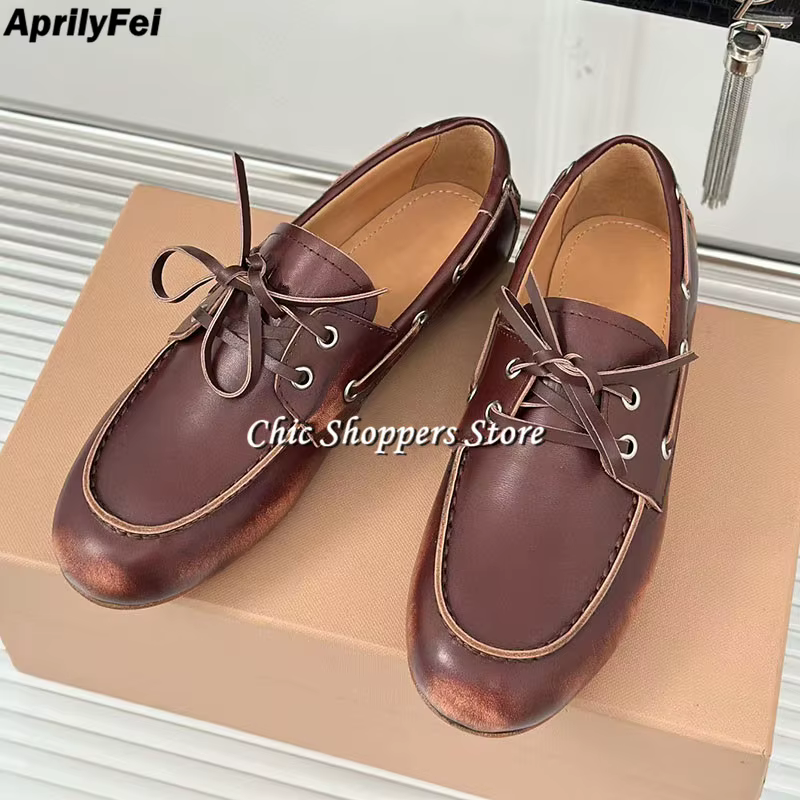 Chaussures de marche de vacances noeuds