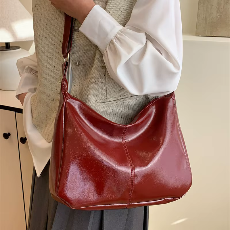 Nouveau sac à bandoulière tendance pour femmes, en cuir PU, grande capacité, sac sous le bras, sac hobo rétro pour femmes