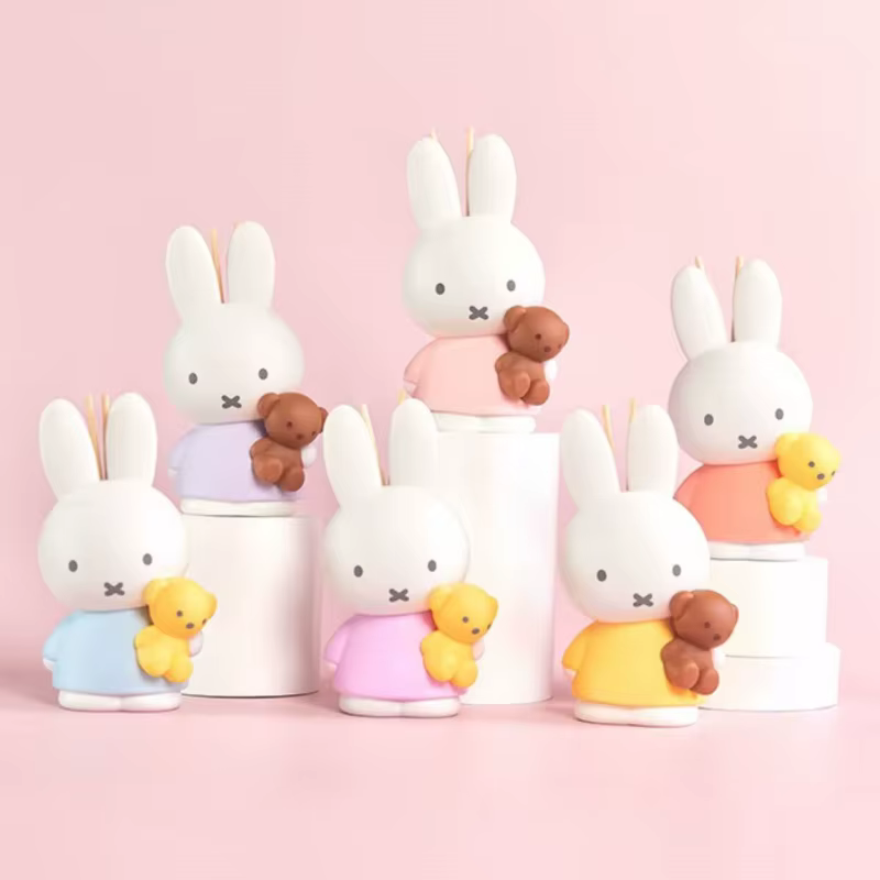 Nouveau diffuseur à bâtonnets Miffy Aroma Series authentique, figurine lapin mignon pour la décoration intérieure, chambre et table, cadeaux jouets