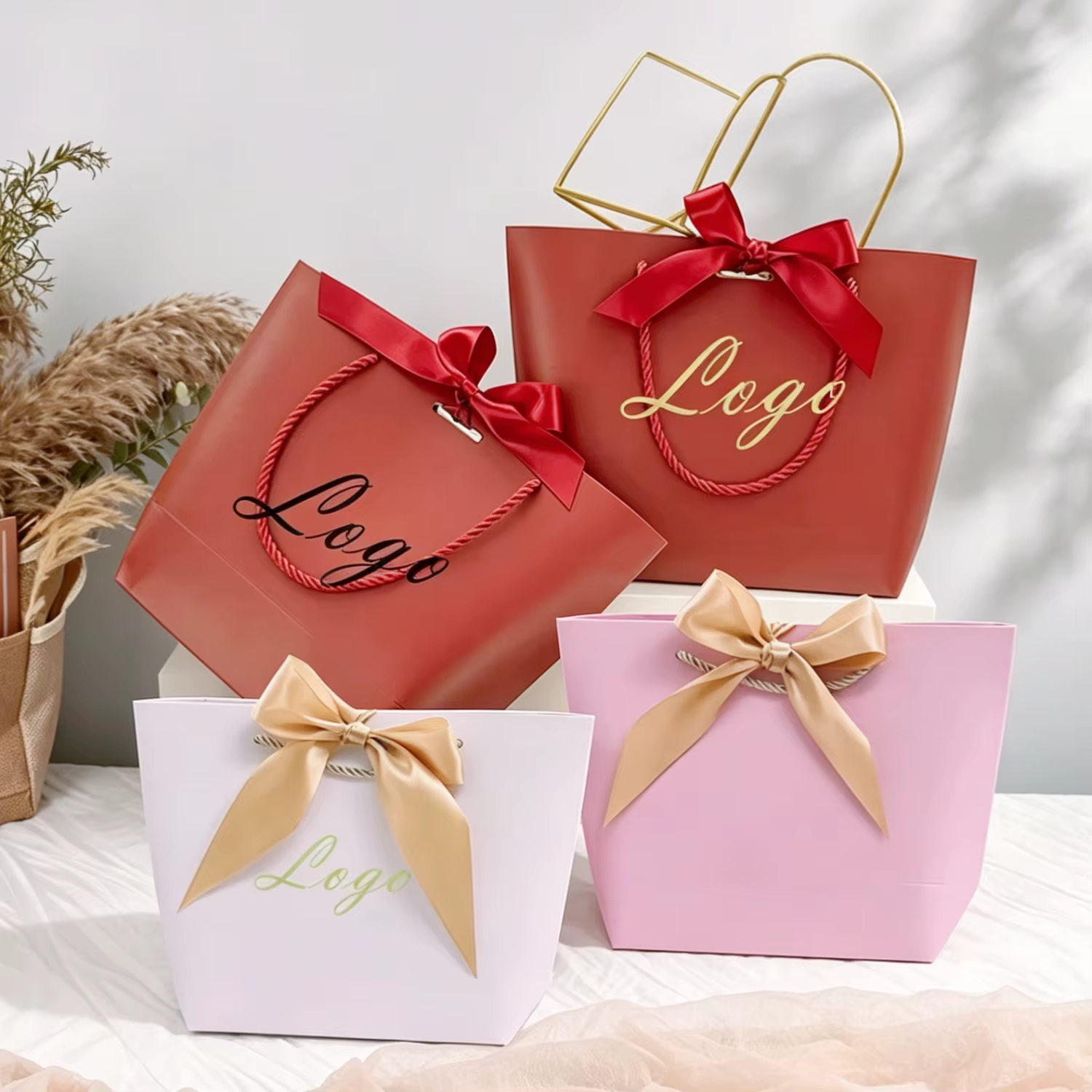 10 sacs cadeaux en papier kraft pour perruques