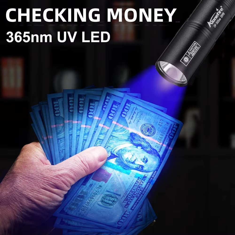 Lampe de poche UV aste par USB