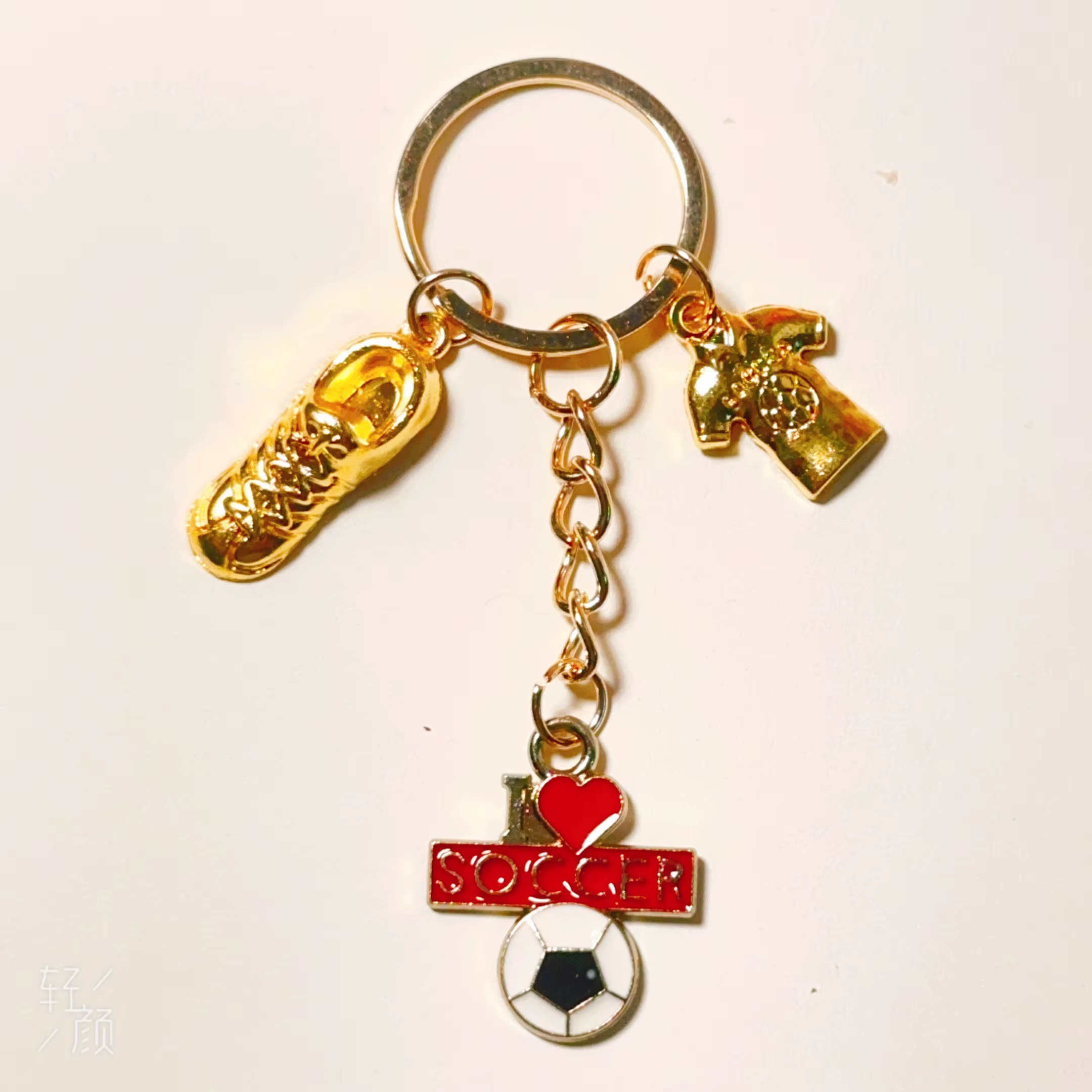 Porte-clés de footballeur, pendentif pour supporters de football, ornement plat en acrylique, breloques décoratives à suspendre pour voitures et sacs, cadeau festif