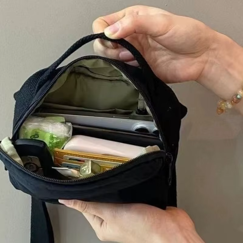 Sac bandoulière carré en toile de nylon coloré, léger et imperméable, pour téléphone portable, nouvelle collection 2026