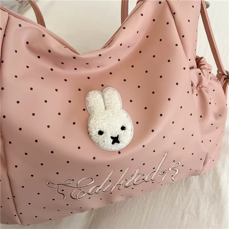 Sac à bandoulière Kawaii à pois avec patch lapin en peluche et pendentif étoile, sac bandoulière grande capacité en nylon pour usage quotidien et scolaire