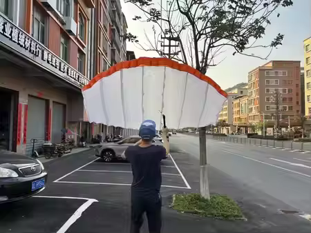 Parawing Kite 4.5M - Kite de surf pour la mer et le scooter aquatique avec planche de surf portable 1KG