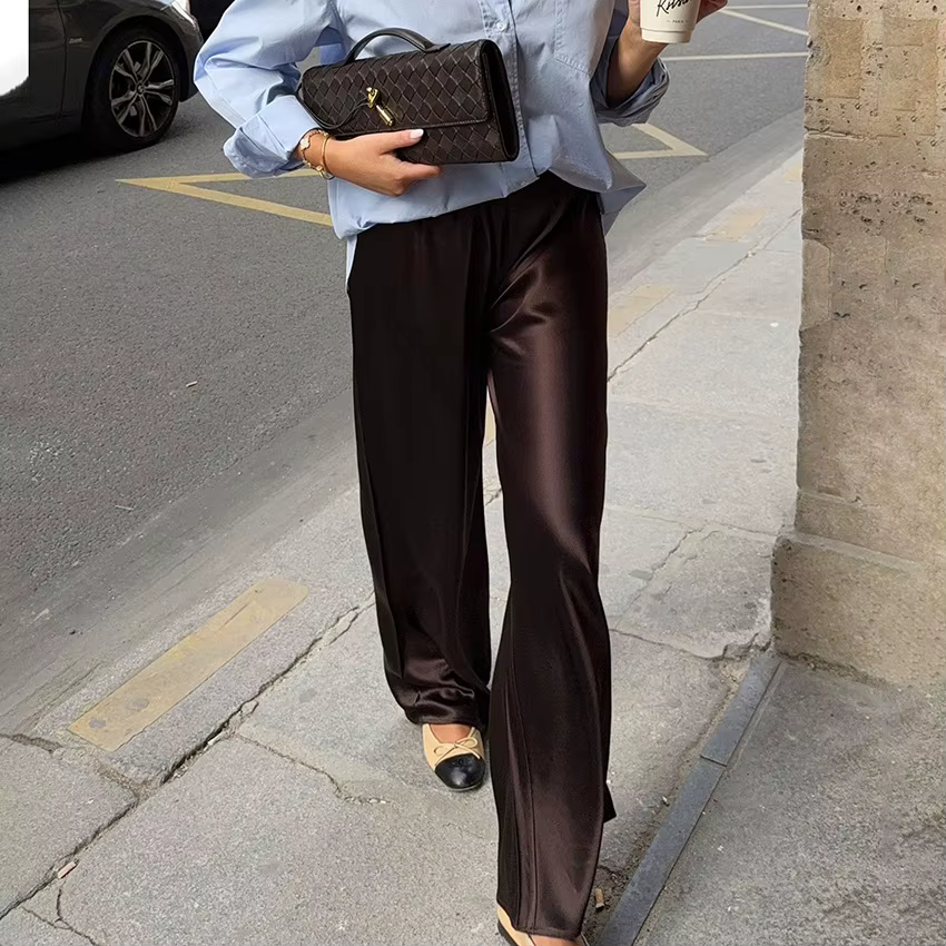 Pantalon large élégant en satin marron pour femme