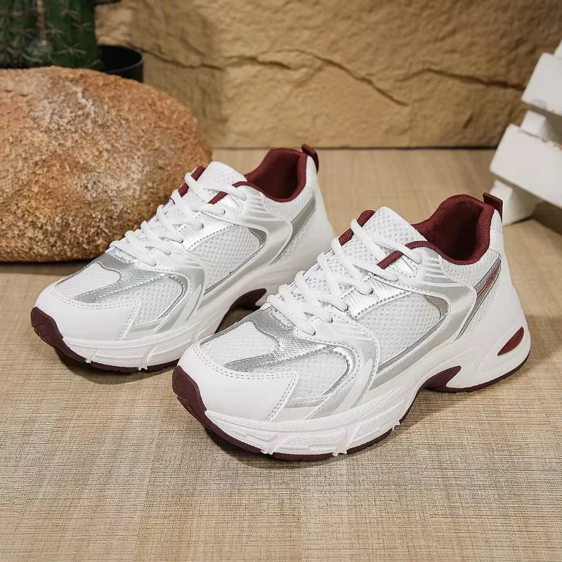 Chaussures de sport en maille respirante pour femmes, légères, confortables, à cravate basse, décontractées, à bout rond, pour la randonnée en plein air
