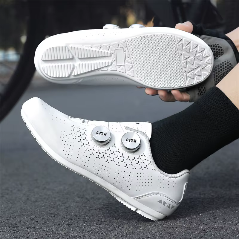 Chaussures de cyclisme pour hommes, sportives, avec crampons pour VTT et route, unisexe, de course, professionnelles, baskets de vélo, mode, en caoutchouc, plates, tout-terrain