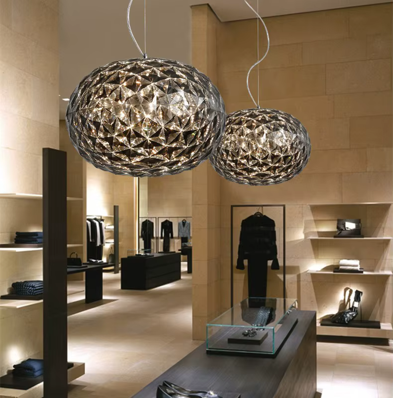 Lampe Suspendue en Forme de Globe Ovale en Acrylique, Luminaire Décoratif d'Nik, Idéal pour un Bar, une Salle à Manger, une Cuisine ou une Chambre à Coucher