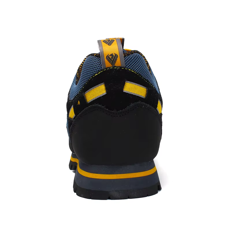 Nouvelles chaussures de randonnée imperméables
