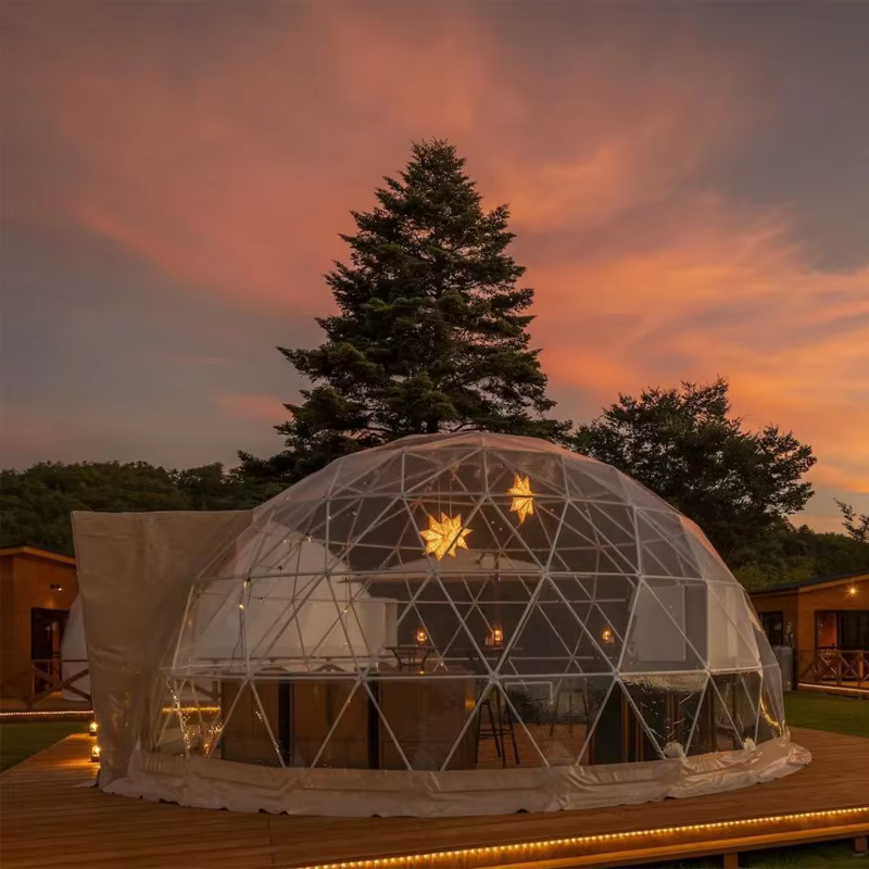 Dôme Hôtelier de Luxe pour Glamping en Plein Air