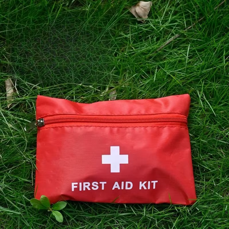 Trousse de premiers secours médicale en plein air