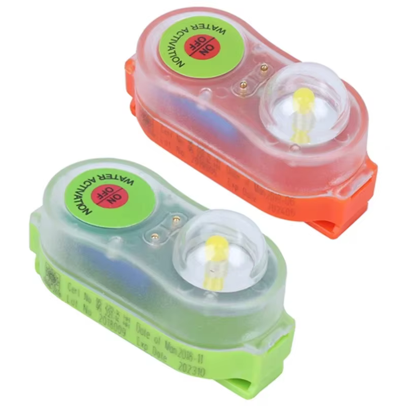 Lampe de gilet de sauvetage à LED activée par l'eau de mer