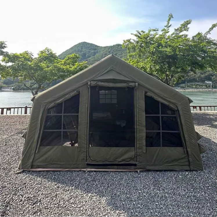 Tente gonflable de luxe de 17
