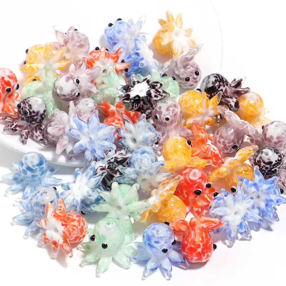 Perles de verre colorées mignonnes de poulpe de bande dessinée, perles de chalumeau, océan, bijoux, haute qualité, bricolage exécutif, rapide