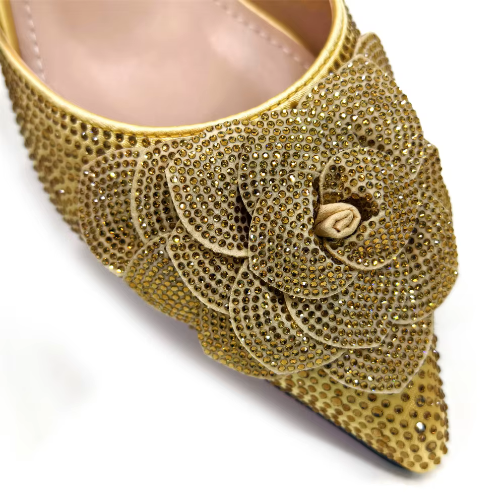 Chaussures et sacs de soirée de conception italienne pour femmes, jumelés à pétales faits à la main, couleur or, chaussures pointues Parker, chaussures à talon moyen, chaussures de fête