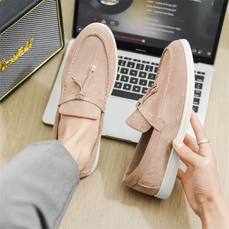 Nouvelles chaussures pour homme en daim