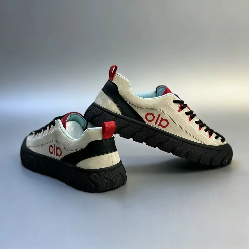 Chaussures pour hommes en daim à plateforme, baskets décontractées en cuir pour le printemps 2026, chaussures de skate à semelle épaisse antidérapante pour hommes