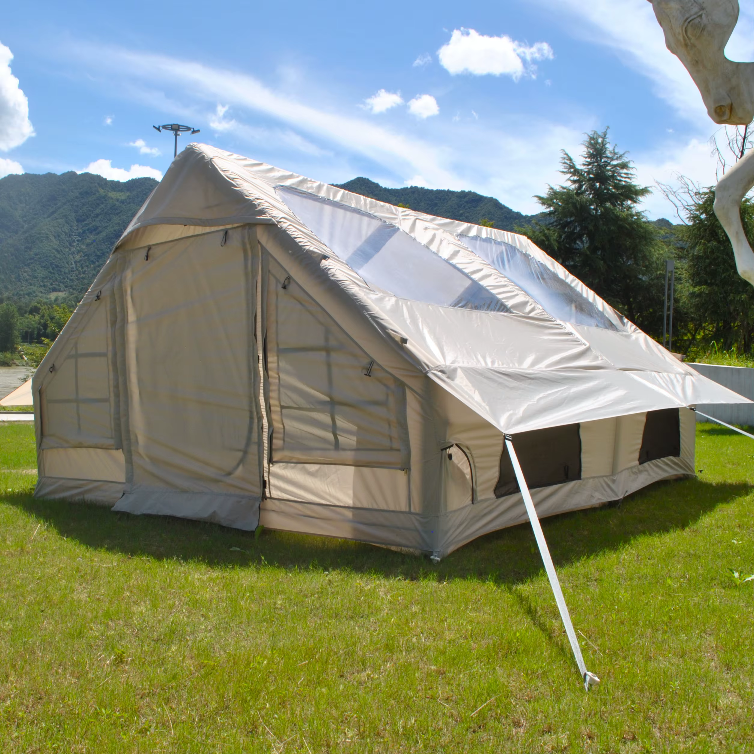 Tente de camping gonflable familiale pour l'extérieur