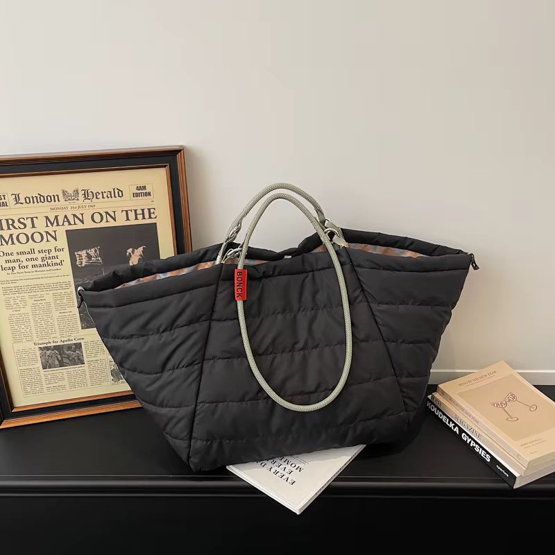 Grand sac fourre-tout tendance et polyvalent, sac seau en coton léger et minimaliste pour le transport quotidien, idéal pour les voyages décontractés
