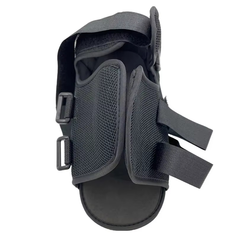 Chaussures post-op Chaussure de guérison au talon compensé