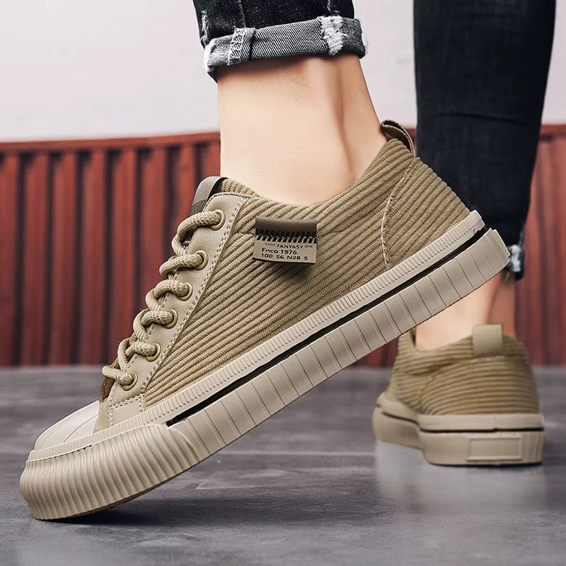 Chaussures de marche pour hommes tendance
