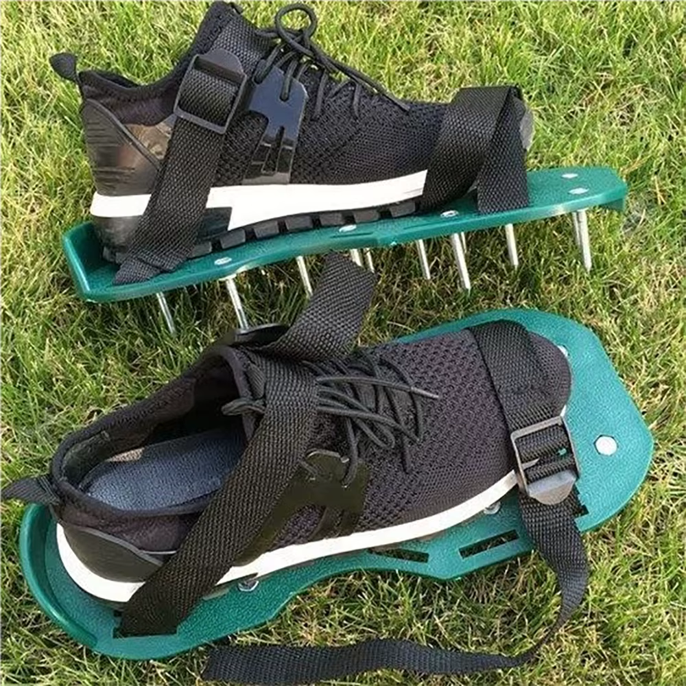 Chaussures d'aération de pelouse haut de gamme avec 5 clous en acier de 5 cm pour l'aération et la culture de l'herbe, outil de jardinage auto-nivelant