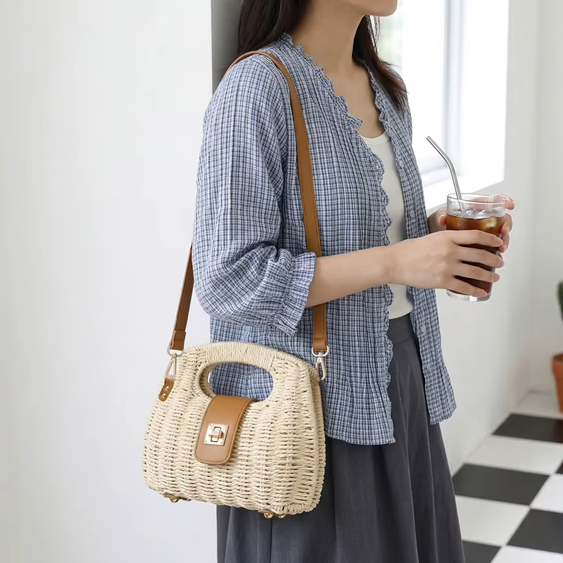Sac à bandoulière pour femme, sac à bandoulière décontracté en paille tressée, léger, fait main, pour l'été, la plage, les vacances, les stations balnéaires