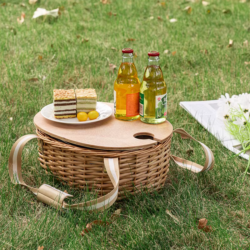 Panier de pique-nique artistique en rotin avec design portable