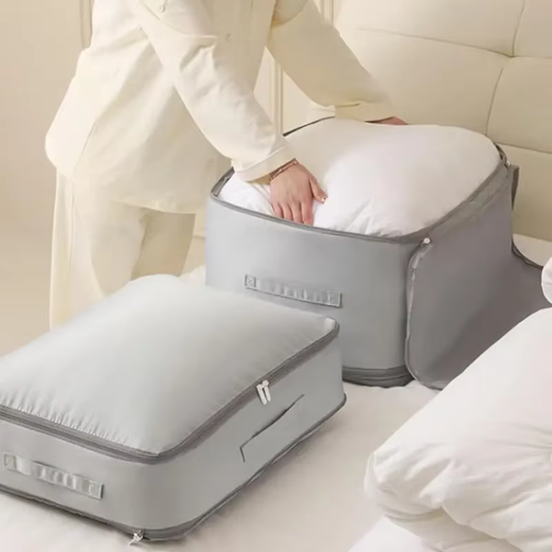 Sac de rangement auto-compressible pour couette