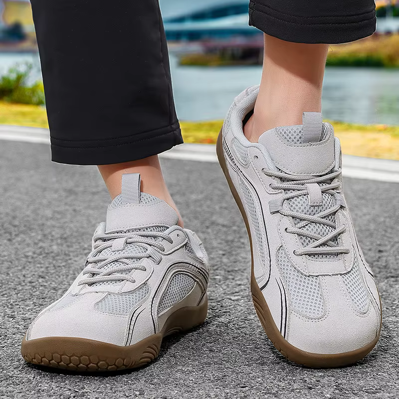 Chaussures de marche larges pour hommes