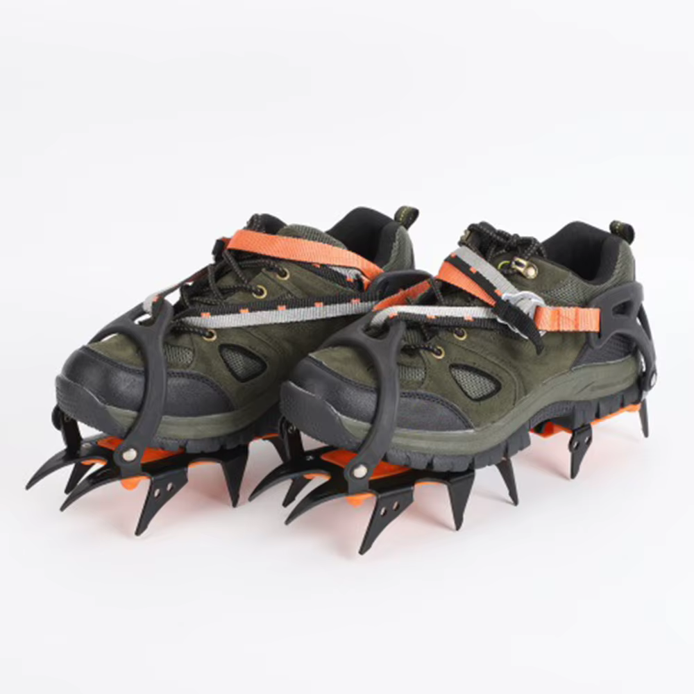 Crampons professionnels à 12 dents