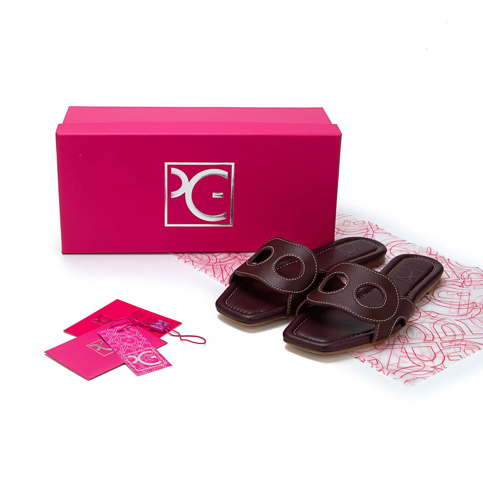 PG PATSY GARIS – Nouvelles pantoufles plates multifonctionnelles pour femmes, style extérieur, couleur unie, design tendance